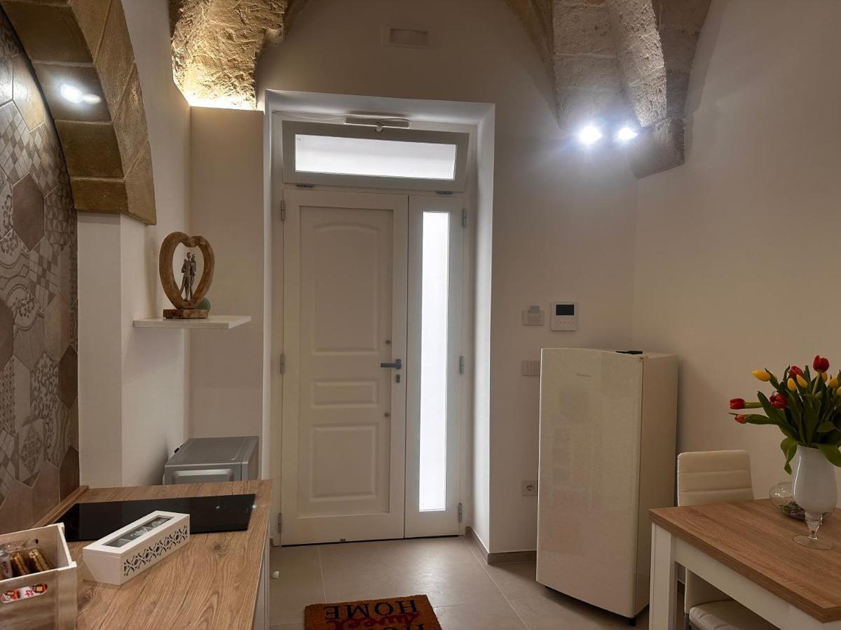 Eterea Casa Vacanza Brindisi Exterior photo